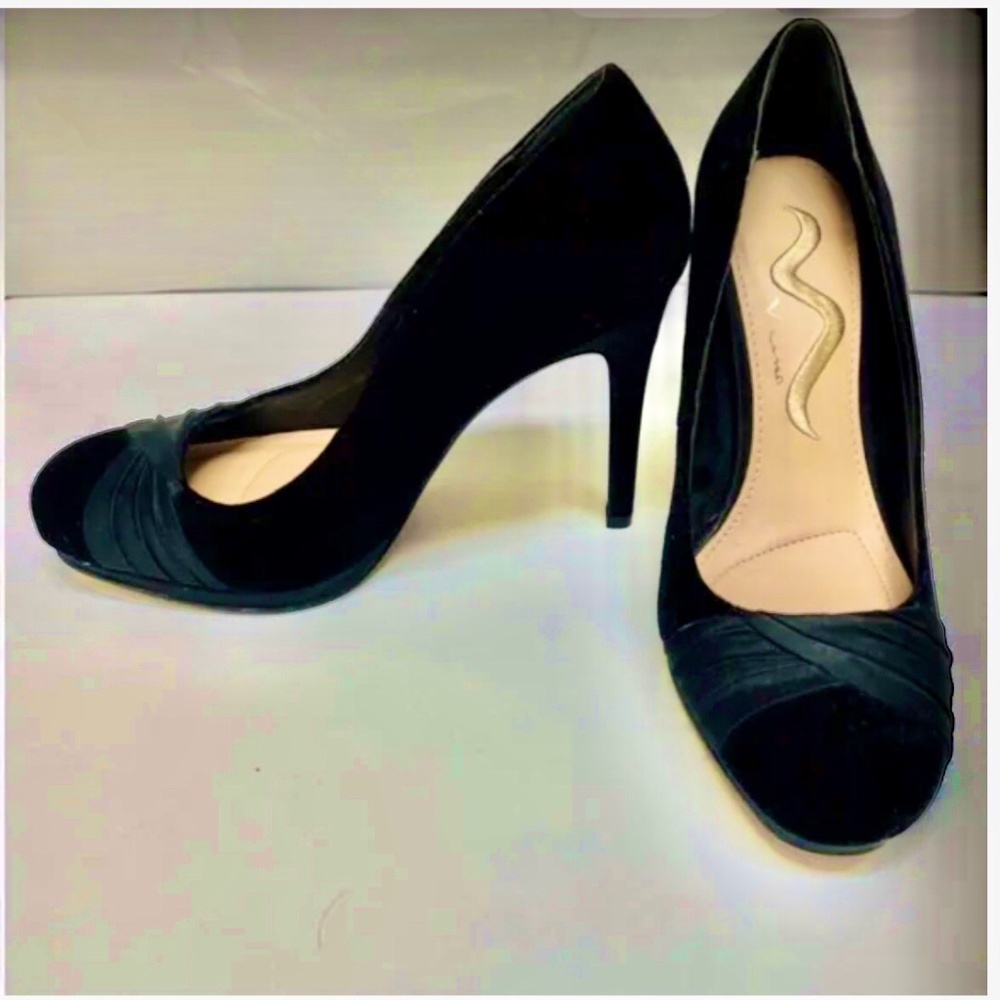 New Nina formal rounded pump shoes Velvet and Sateen stiletto heels size…